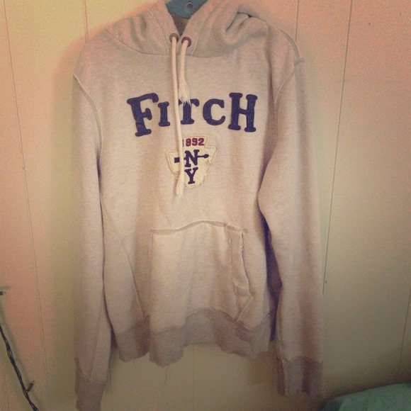 ABERCROMBIE AND FITCH SWEATSHIRT