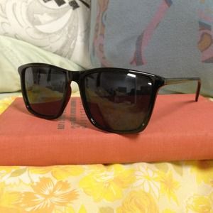 Urban Outfitters "Downey" Sunglasses