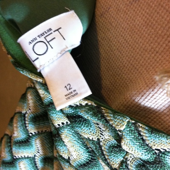 Ann Taylor "missoni-like" Knit Halter Dress sz12 - Picture 4 of 4