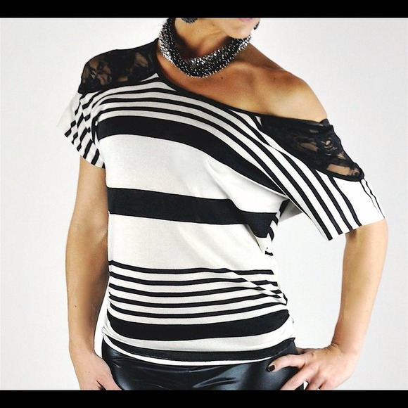 Black and white stripe top