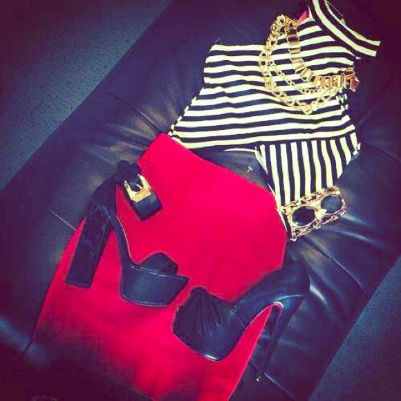 Dresses & Skirts - Red skirt