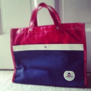 Vintage delta airlines purse