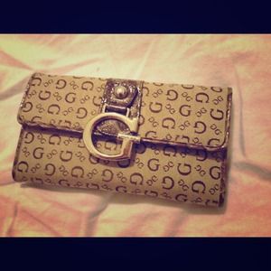 Guess wallet