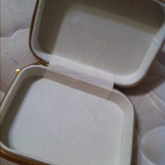 Juicy box - Picture 3 of 3