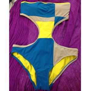 Marc Jacobs Monokini Swimsuit 🌀| 💯% Authentic