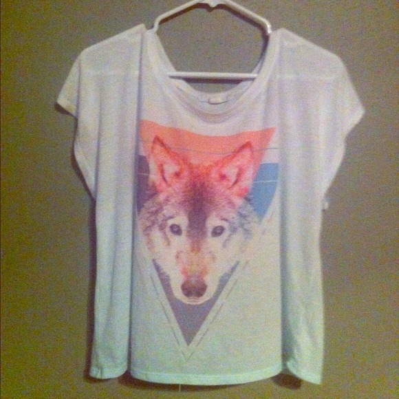 Loose fitting wolf top.