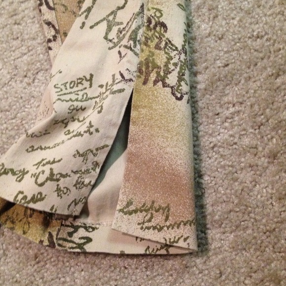 NWOT Capri Pants - Picture 4 of 4