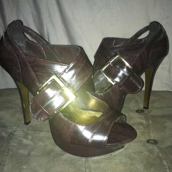 Brown Heels Gold Bottoms