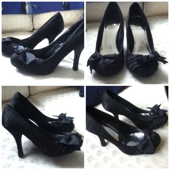 DEB Pumps 7.5