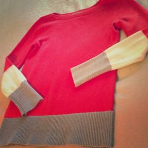 Gap red, white, and grey sweater