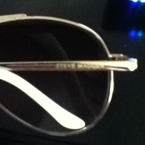 *REDUCED* Steve Madden Aviator Sunglasses
