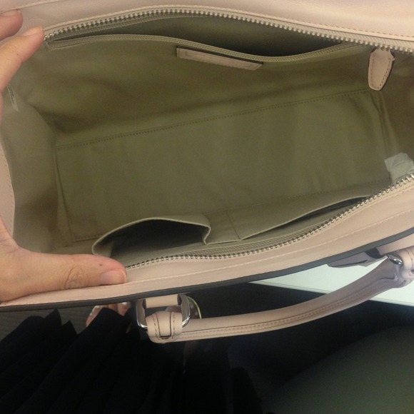 SOLD Coach Legacy Candace Carryall Light Pink - Picture 3 of 3