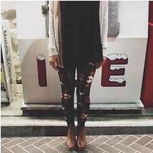 😍SOLD😍 Tribal Print Fashion Leggings