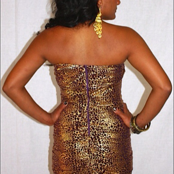 Beutiful purple And Brown animal print, strapless. - Picture 2 of 3