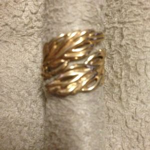 Stella & Dot secret garden ring (small/medium)