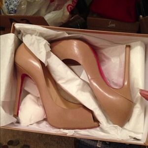 Authentic Louboutin Flo 120 size 38.5