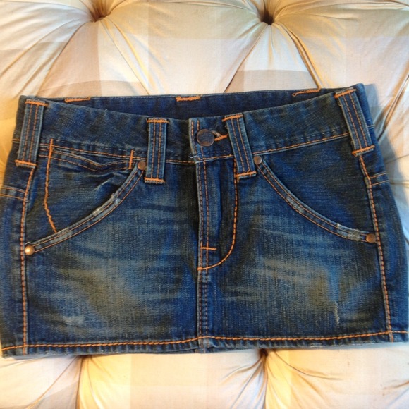 SOLD!!!!!⚡️⚡️⚡️ - Picture 2 of 4