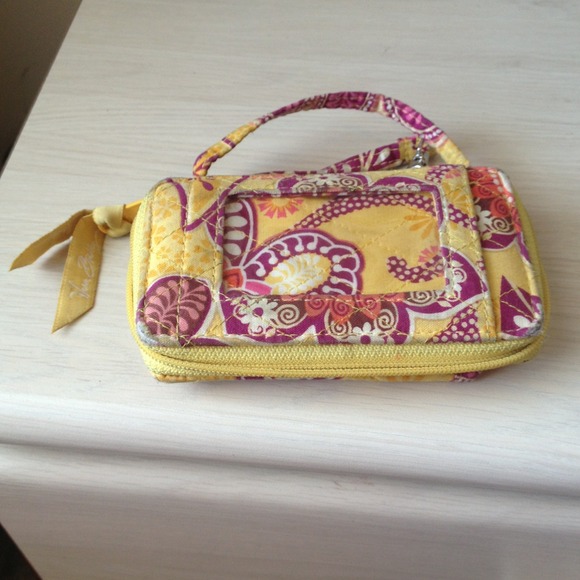 ❌Sold!❌ Vera Bradley wristlet!