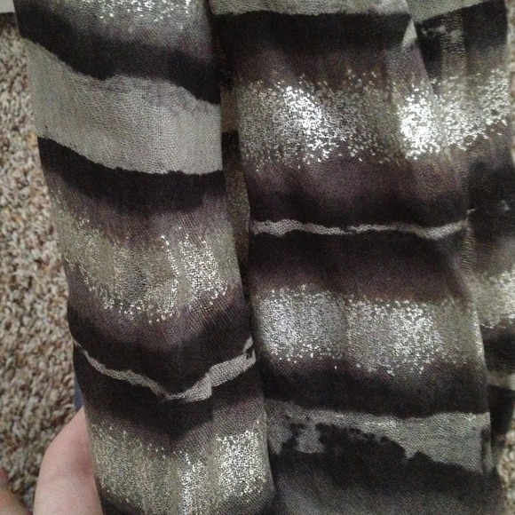 Simply Vera, Vera wang scarf - Picture 2 of 3