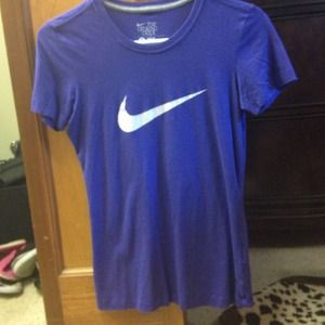 Nike T- shirt