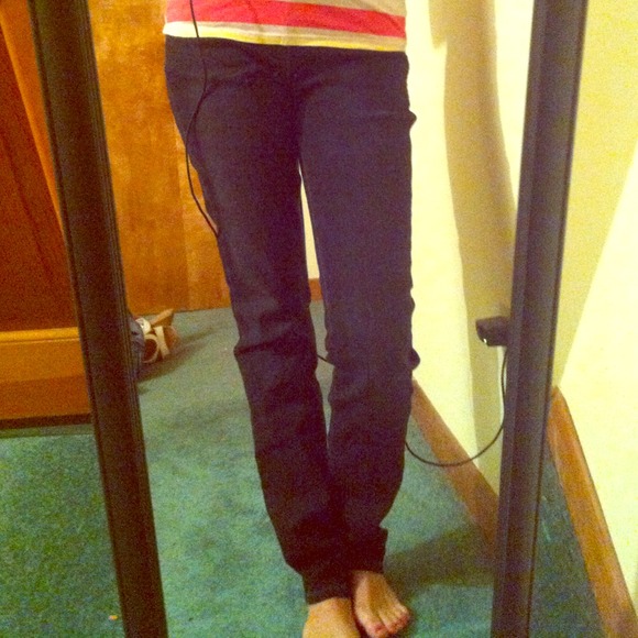 very dark denim skinny jeans