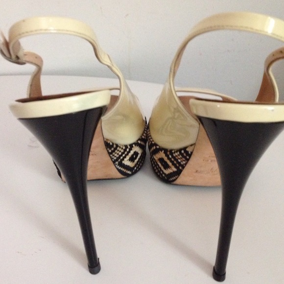Creme sling backs - Picture 2 of 4