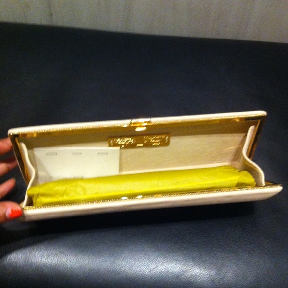 20% off !Authentic Vbh Luxury rectangle compact 24 - Picture 4 of 4