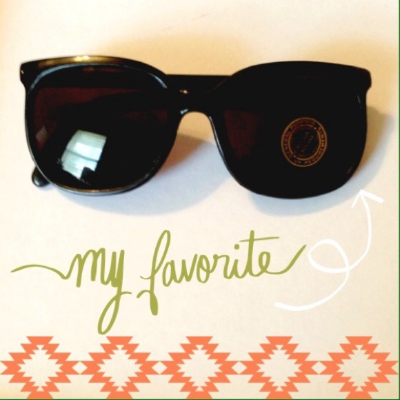 ✨Vintage sunglasses✨