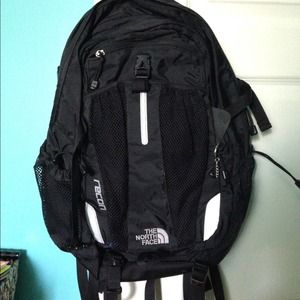 NORTH FACE BACKPACK 👊 RESERVED