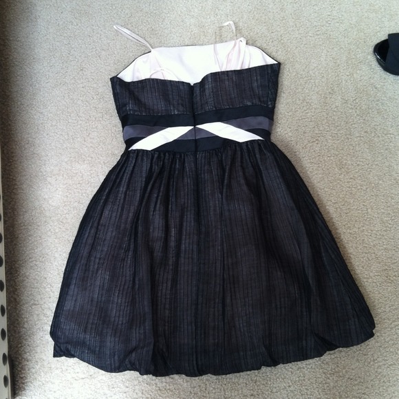 ❌Consignment❌NWOT BCBGeneration dress - Picture 2 of 5