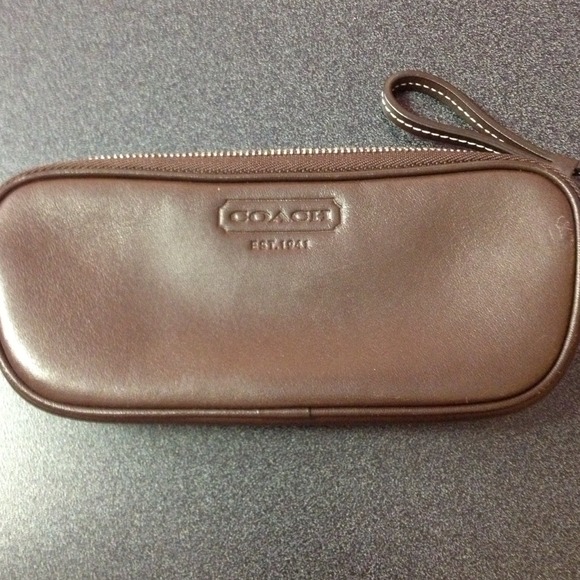 ***Traded - Coach sunglasses case and scarf **
