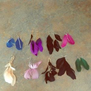 9 pairs of feather earrings