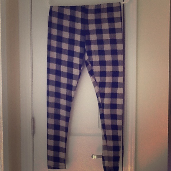 Checkered Leggings - Picture 1 of 1