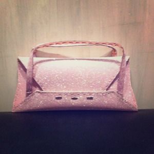 20% Authentic Vbh luxury Manila 38 p with handles.