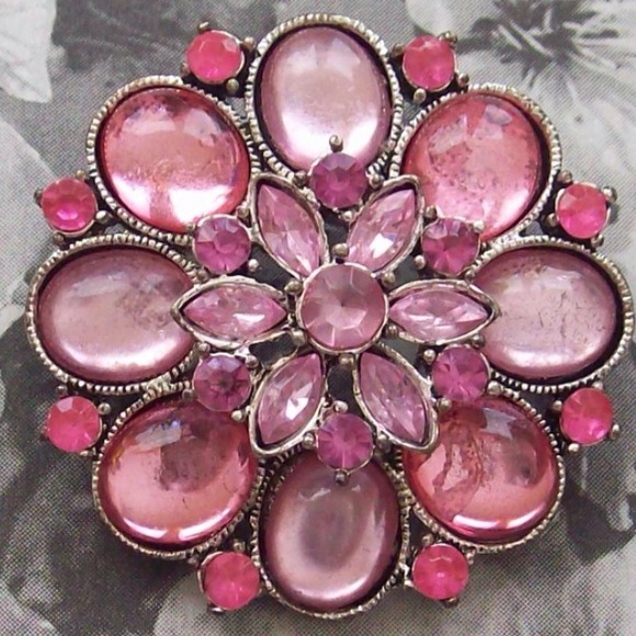 Gorgeous Pink cabochon brooch or necklace!!!! - Picture 3 of 4
