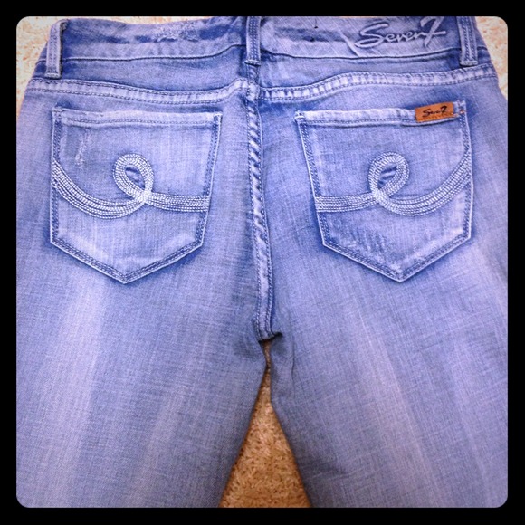 Seven jeans size 28.