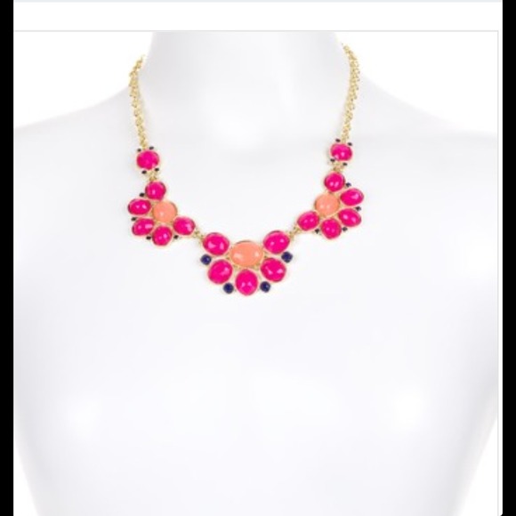 !HOST PICK! ⛔️keeping for now⛔️😊 - Picture 2 of 2