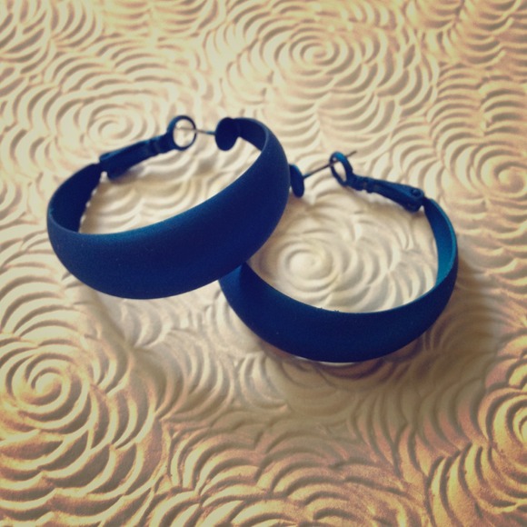 Matte finished hoop earrings