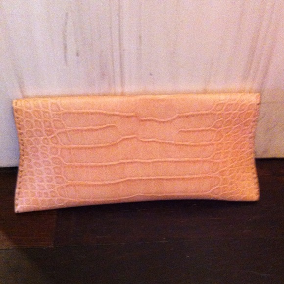 20 % off today! Authentic Manila 38 g VBH clutch - Picture 2 of 3