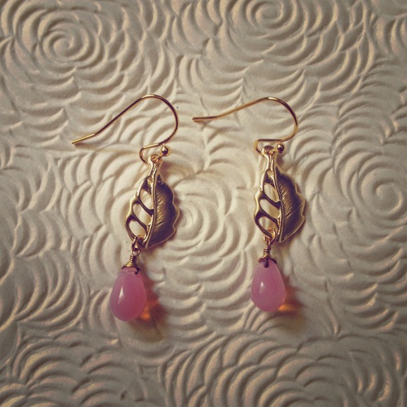 Leaflet earrings