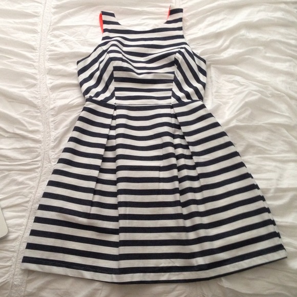 ❌SOLD❌ Nautical Striped Dress - Picture 3 of 4
