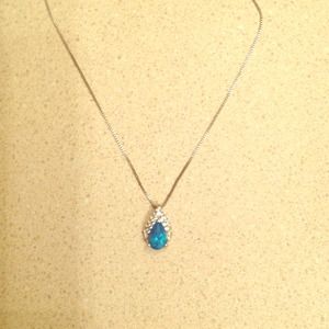 Diamond and aquamarine necklace