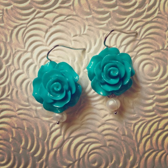 Rose earrings