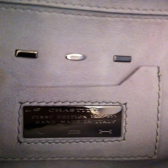 20% !Authentic Chastity VBH clutch - Picture 2 of 3