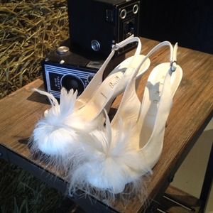 NIB Something Bleu "Carlton" Heel