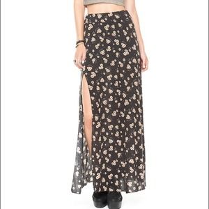 ❤HOST PICK 🎉💝BRANDY MELVILLE Maxi Skirt SOLD