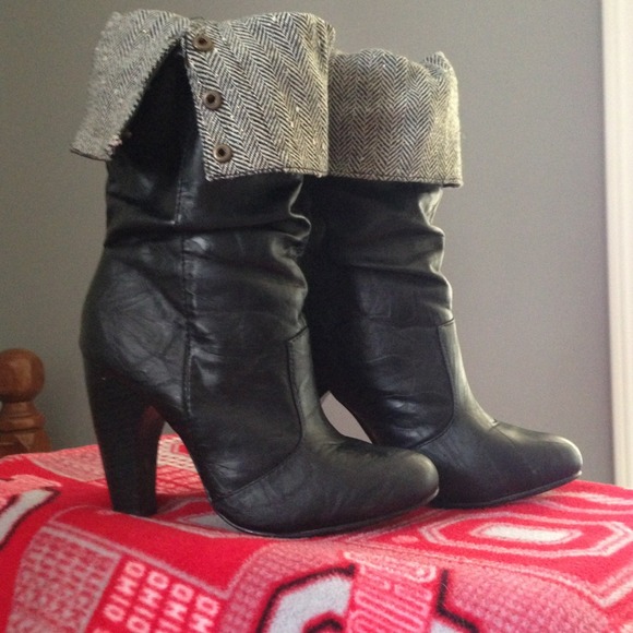 Charlotte Russe boots size 7