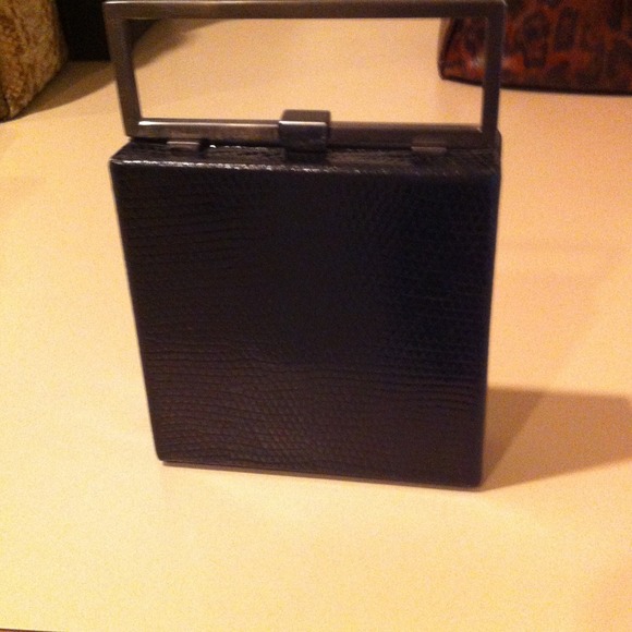 Authentic VBH square casino clutch - Picture 2 of 3