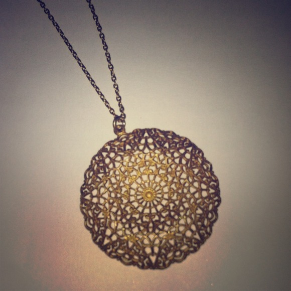 Stella & Dot Jasmine Gold Necklace!!!