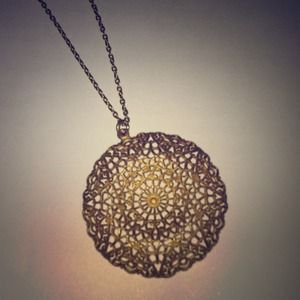 Stella & Dot Jasmine Gold Necklace!!!
